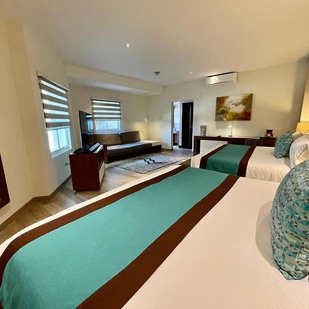 Áurea Hotel&Suites Zapopan Esterno foto