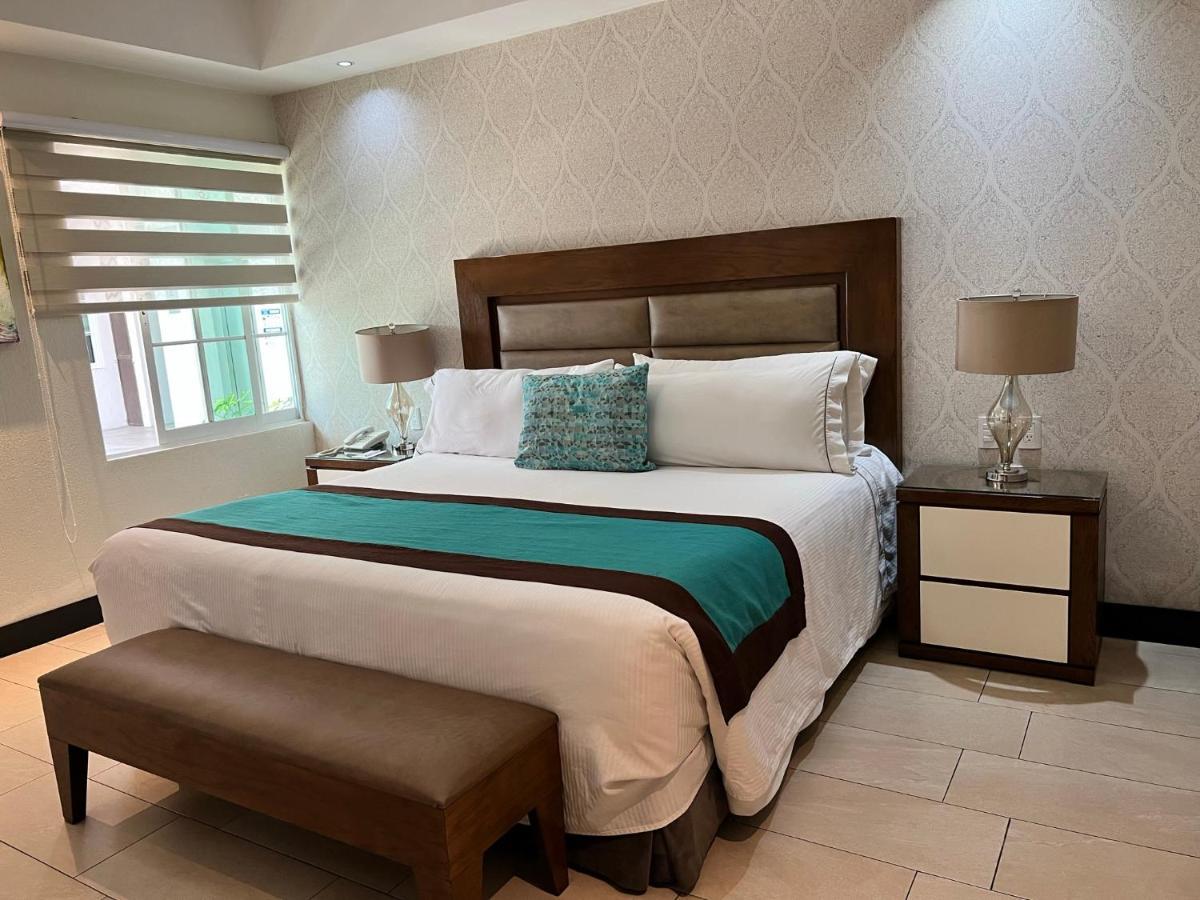 Áurea Hotel&Suites Zapopan Esterno foto