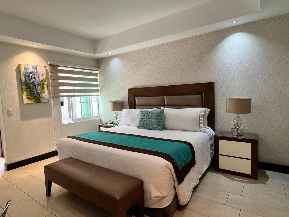 Áurea Hotel&Suites Zapopan Esterno foto
