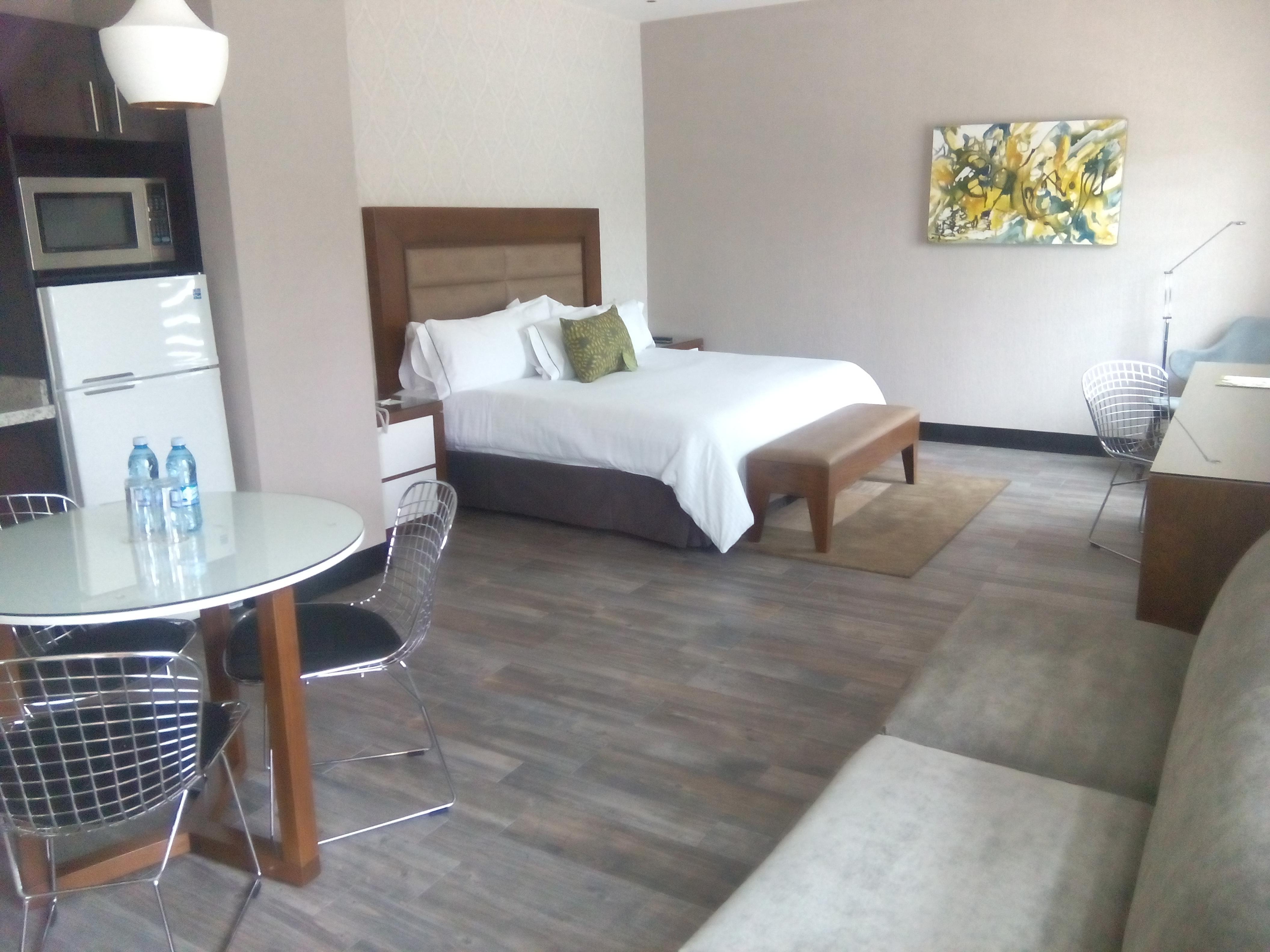 Áurea Hotel&Suites Zapopan Esterno foto