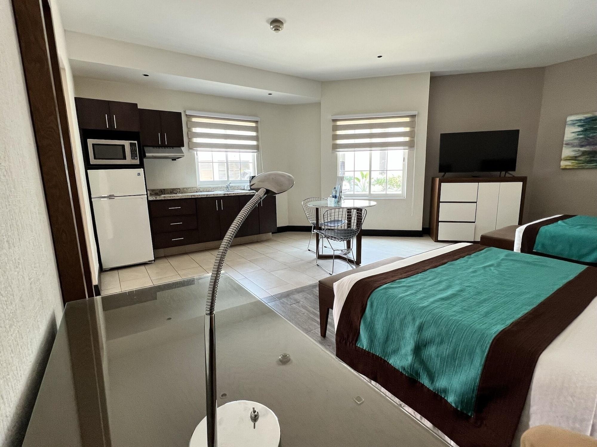 Áurea Hotel&Suites Zapopan Esterno foto