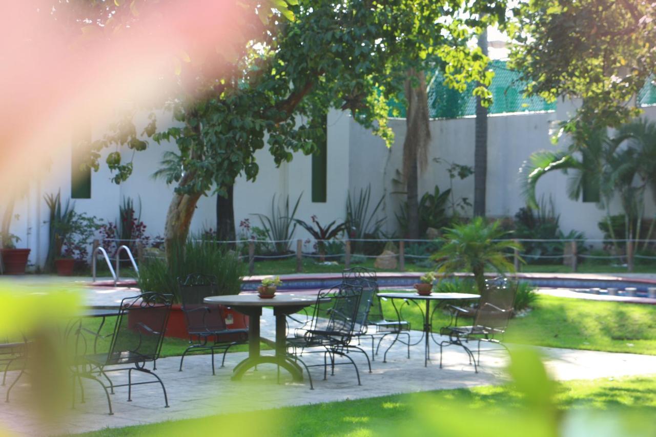 Áurea Hotel&Suites Zapopan Esterno foto
